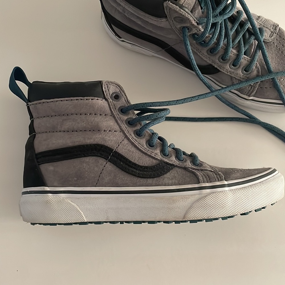 Vans hi-tops